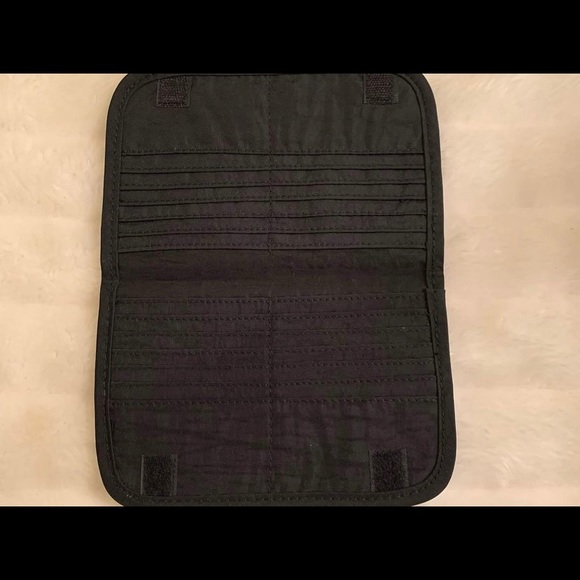 Large Overflow Wallet with 28 Card Slots! - Picture 2 of 2